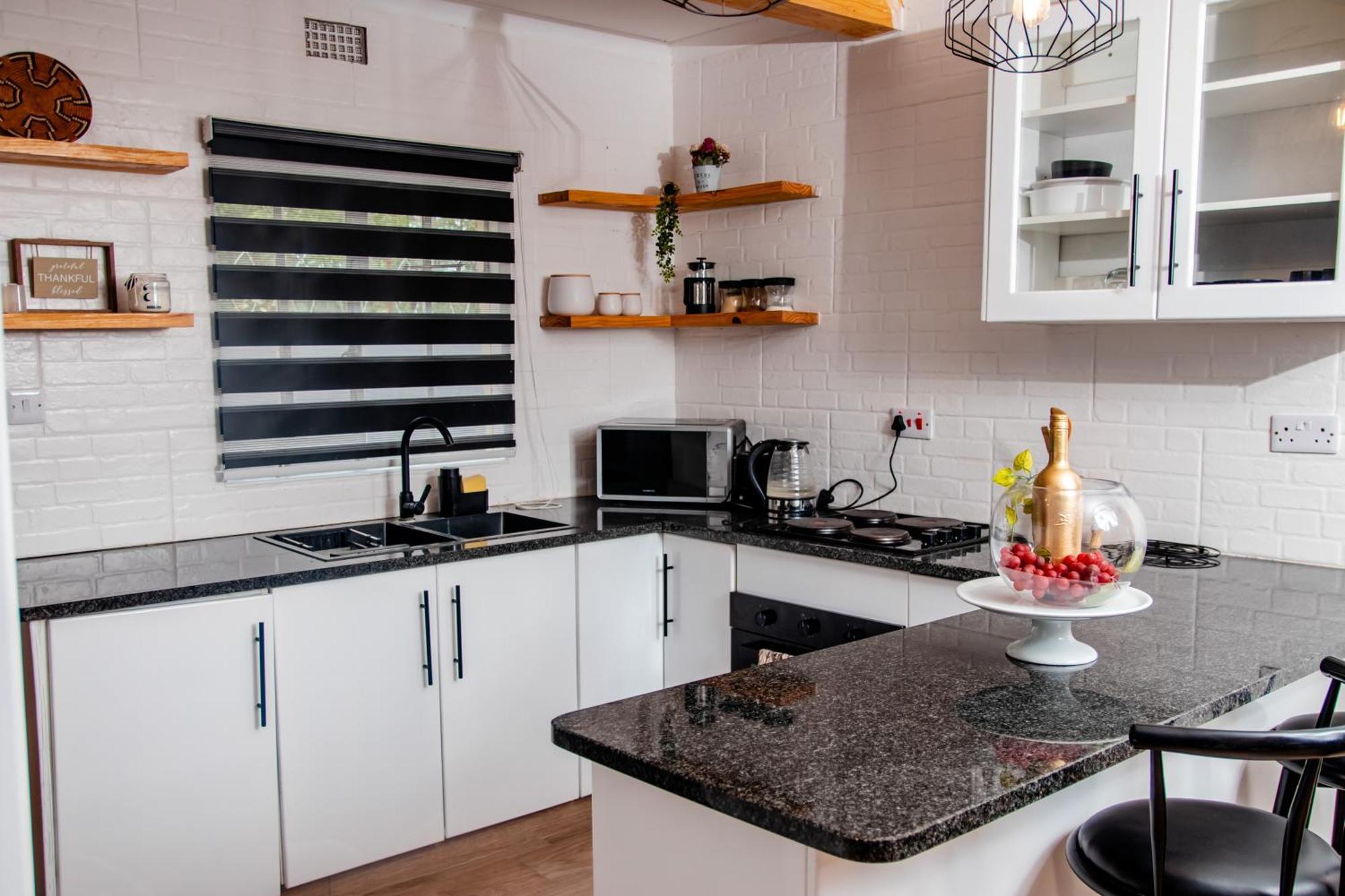 Kanana Villas - Maun 2 Bedroom Apartment Luaran gambar